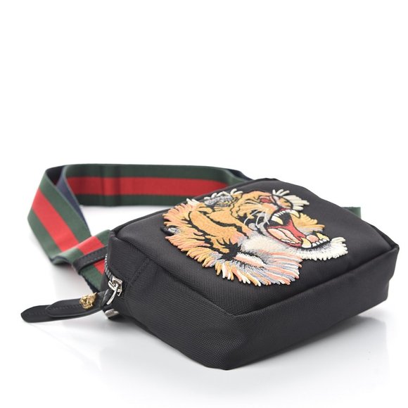 🎉Host Pick🎉Gucci Embroider Tiger Messenger Bag NEW WITH DUSTBAG